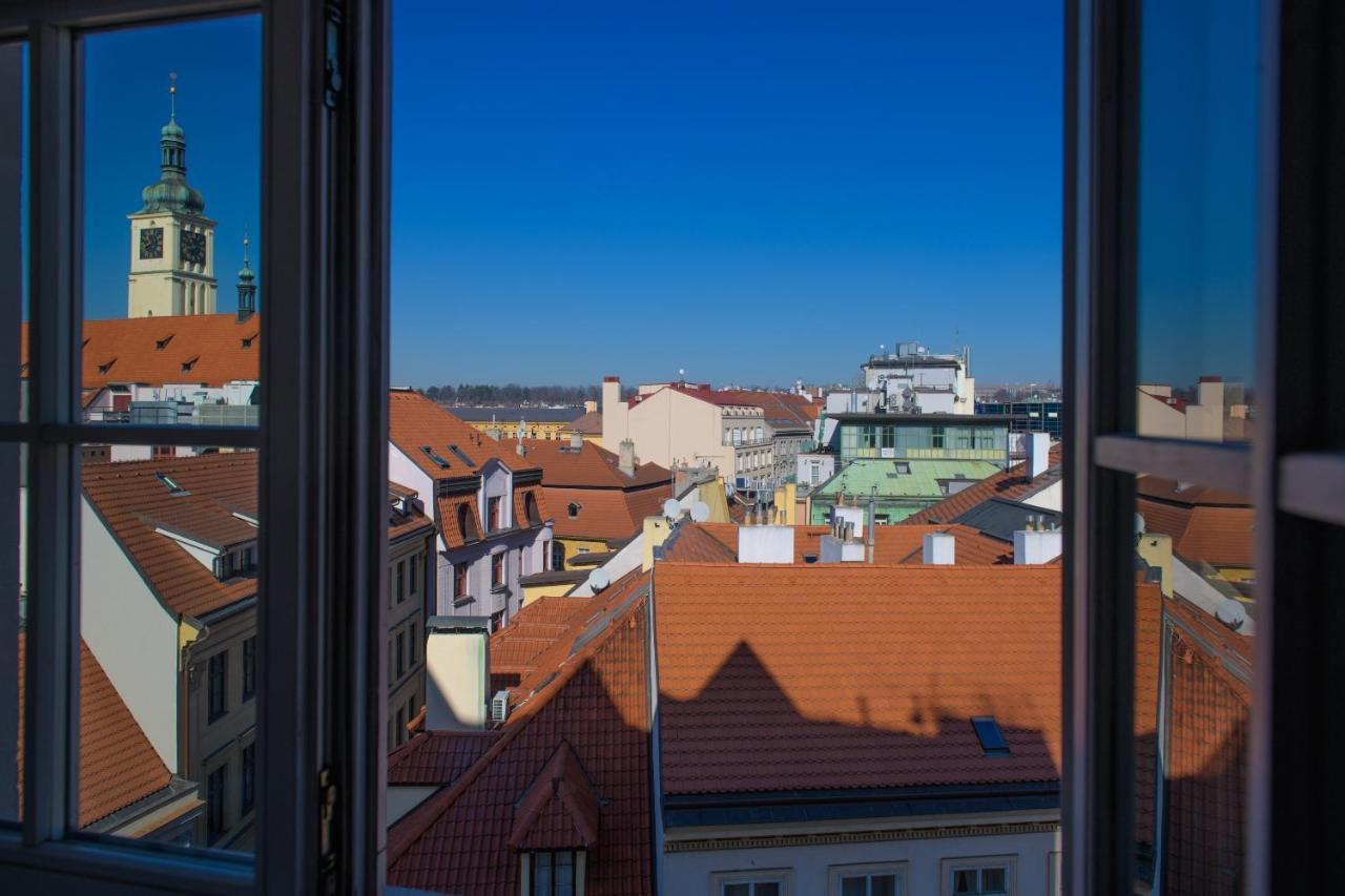 แกรนด์ โฮเทล โบฮีเมีย Hotel ปราก ภายนอก รูปภาพ View from the window of the house of the German National Museum