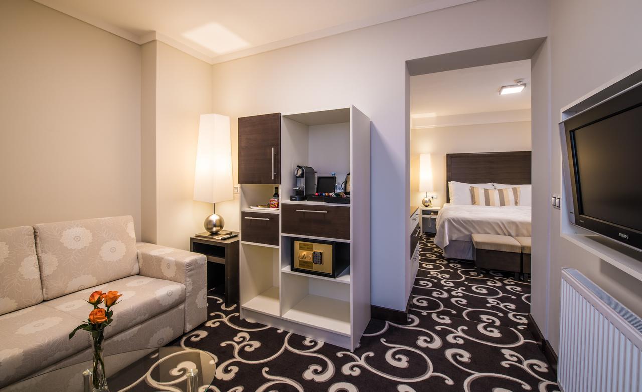 แกรนด์ โฮเทล โบฮีเมีย Hotel ปราก ภายนอก รูปภาพ Suite