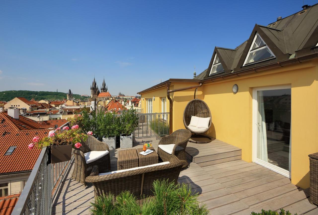 แกรนด์ โฮเทล โบฮีเมีย Hotel ปราก ภายนอก รูปภาพ Roof terrace